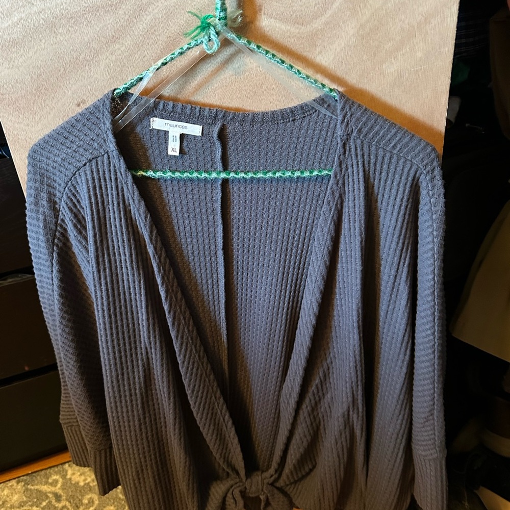 Grey shrug with tie in front